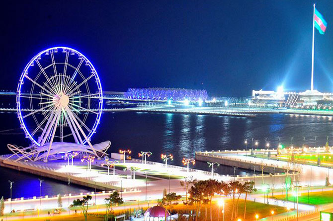 Baku Boulevard: Cruise Tour & Ferris wheel